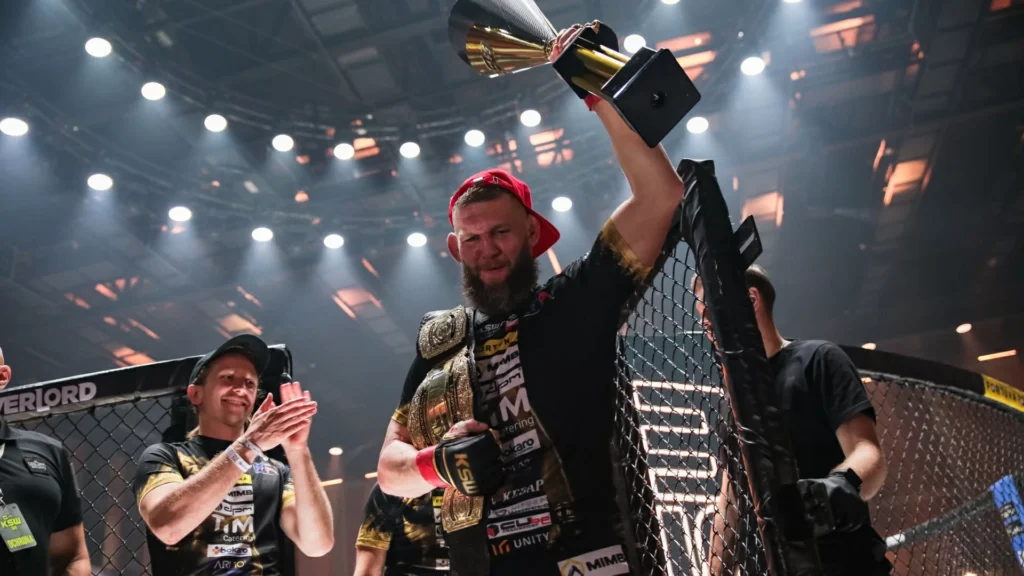 https://www.kswmma.com/news/6035/piotr-kuberski-takie-walki-dla-mnie-nie-sa-latwe